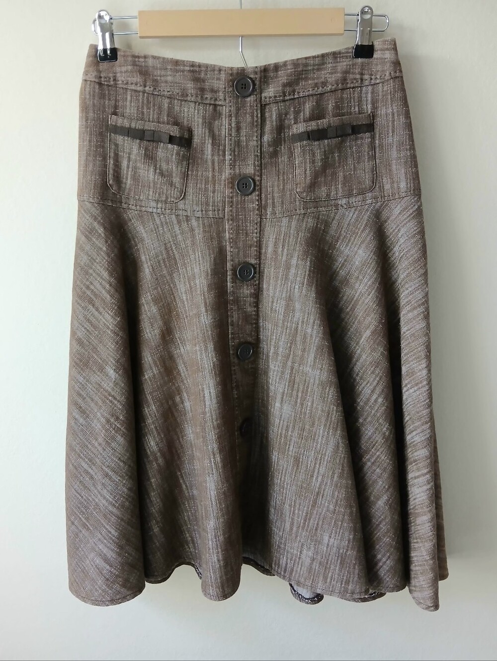 Larry Levine Women's Sz 8 Brown Midi Flared Textured Skirt Button-Front Side Zip